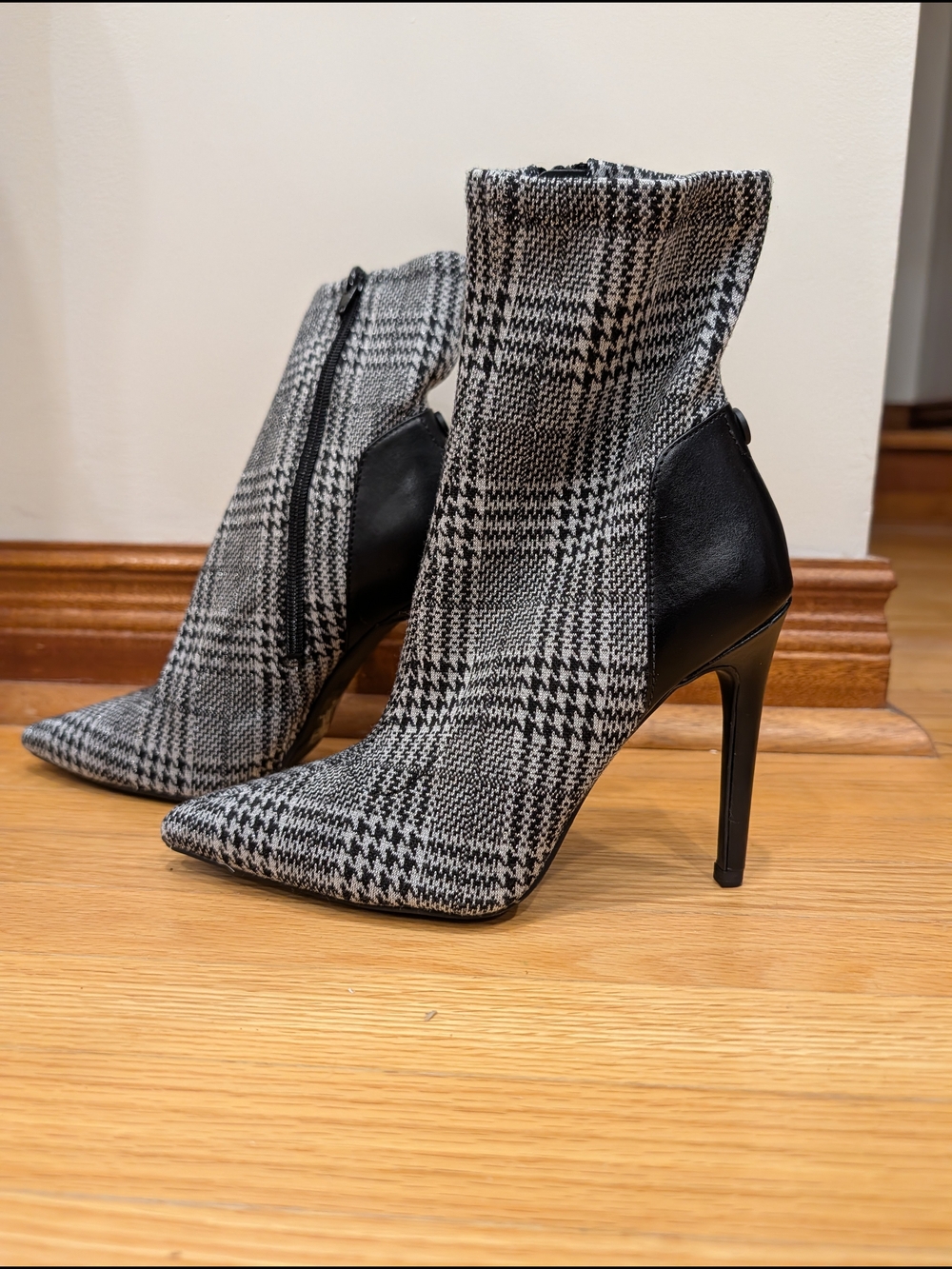 Guess Plaid Pointed Toe Stiletto Ankle Boots - Black & Gray